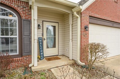 1167 Fiesta Dr, Franklin, IN 46131 - photo 2