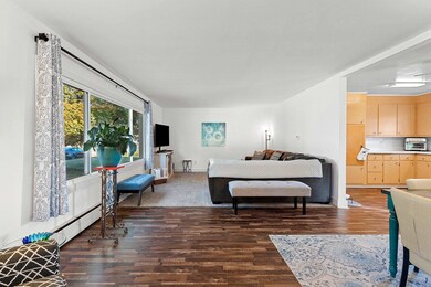 402 Farnsworth Ave, Oconto, WI 54153 - photo 2