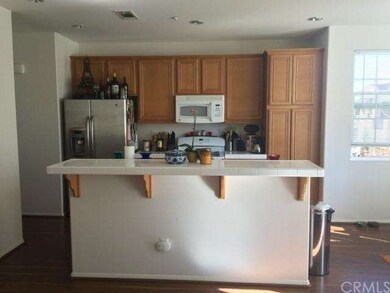 Kitchen with Breakfast Bar area