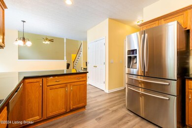 7203 Rambo Way, Louisville, KY 40228 - photo 4