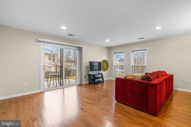 11460 Laurelwalk Dr, Laurel, MD 20708 - photo 6