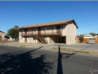 591 El Centro Ave, El Centro, CA 92243 - photo 2
