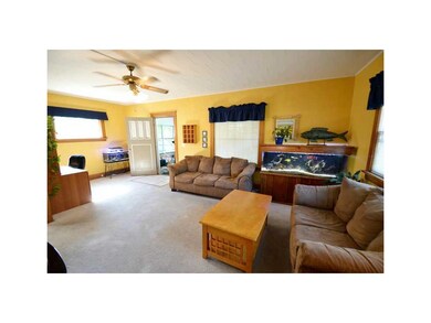 Family Room-L1.