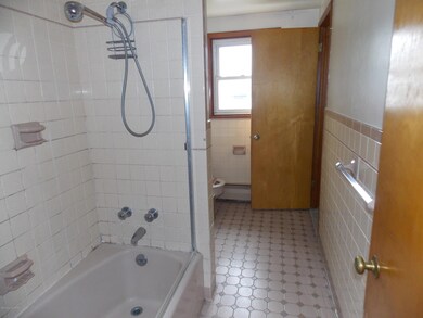 bathroom (2)