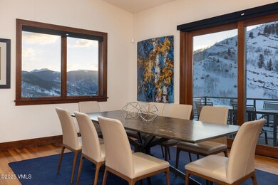 811_potato_patch_interior_dining_a