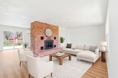 10050 N Highway Vv, Columbia, MO 65202 - photo 2