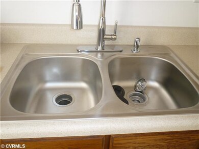 1675 Independence Ct unit 1675, Henrico, VA 23238 - photo 7