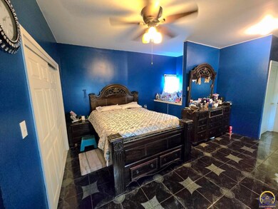 206 SE Klein St, Topeka, KS 66607 - photo 5