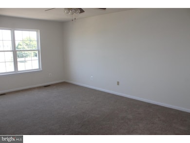 930 Macoby Creek Way, Pennsburg, PA 18073 - photo 5