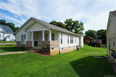 548 N Center St, Statesville, NC 28677 - photo 2