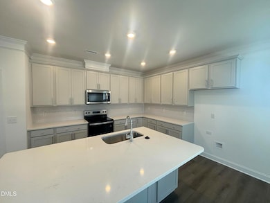 576 Highview Dr unit 40, Benson, NC 27504 - photo 5