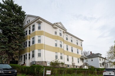 9 Caroline St, Worcester, MA 01604 - photo 2