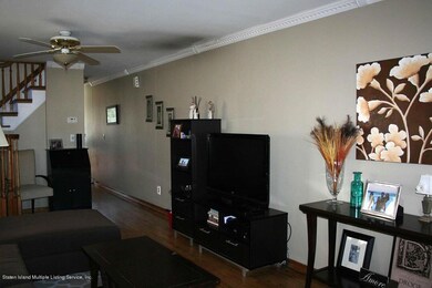 Living Room (1)
