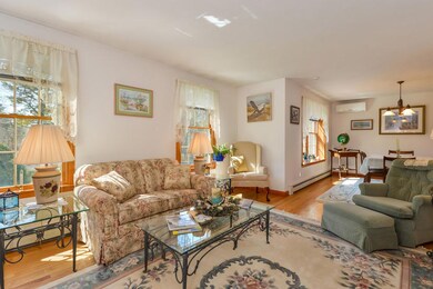 007-Living_Room-4079853-small