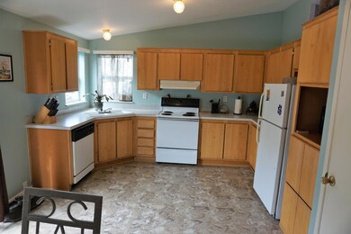 630 SE Quay Ave, Lincoln City, OR 97367 - photo 3