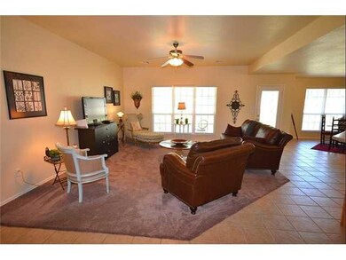 Living Room. Immaculate home,New designer paint co