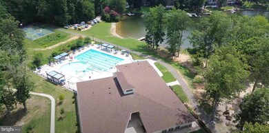 327 Stratford Cir, Locust Grove, VA 22508 - photo 4