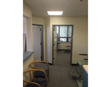 955 Main St unit G1, Winchester, MA 01890 - photo 2