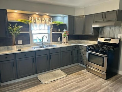 69863monroekitchen
