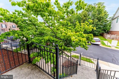 43103 Forest Edge Square, Broadlands, VA 20148 - photo 4