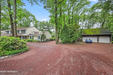 Detached Garage
