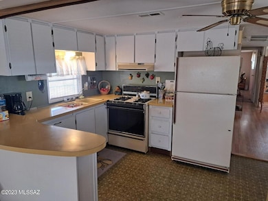 5700 Kitchen