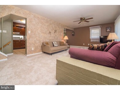 4018 Crestline Dr, Reading, PA 19606 - photo 3