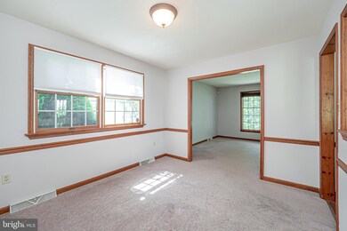 1420 Stirling St, Coatesville, PA 19320 - photo 6