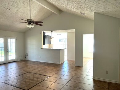 3218 Edgecreek Dr, Houston, TX 77066 - photo 7