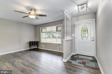 8002 Clearfield Rd, Frederick, MD 21702 - photo 4