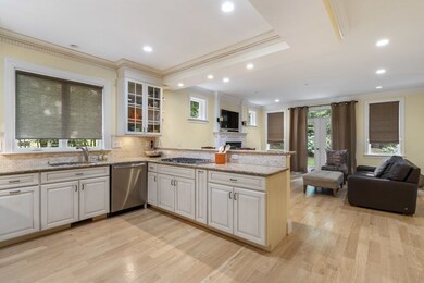 1149 Beacon St unit 1149, Newton, MA 02461 - photo 2