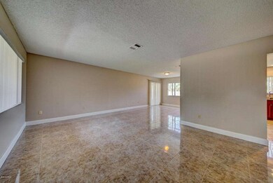 Entry_Living Area