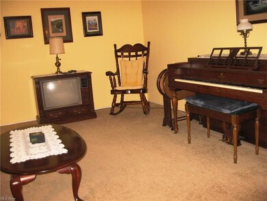 4470 Timberdale Dr, Stow, OH 44224 - photo 6