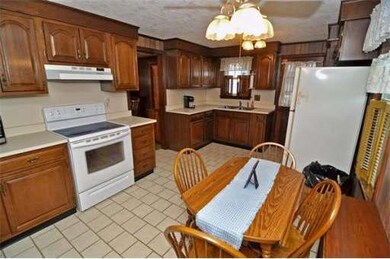 6 Taylor St, Milford, MA 01757 - photo 5