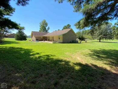 2111 N Rockingchair Rd, Paragould, AR 72450 - photo 3