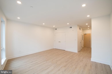 1325 N Lee St unit 400 (ADA), Philadelphia, PA 19125 - photo 5