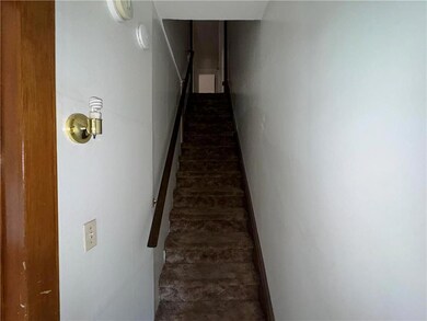 733 N 11th St unit 2, Allentown, PA 18102 - photo 2
