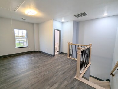 Large family room, ideal for a secondary living ar