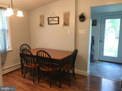 508 Heckel Ave, Spring City, PA 19475 - photo 6