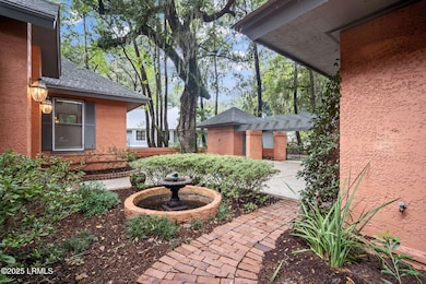 207 Odingsell Ct, Saint Helena Island, SC 29920 - photo 4