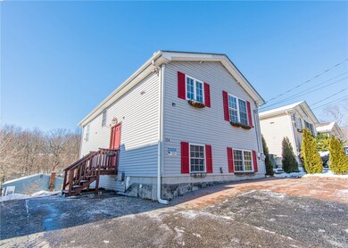 154 Rushmore Ave, Providence, RI 02909 - photo 4