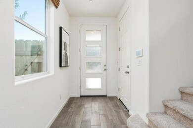 6531 E Blushing Dr, Fresno, CA 93727 - photo 2