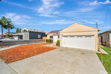 14828 Martell Ave, San Leandro, CA 94578 - photo 3