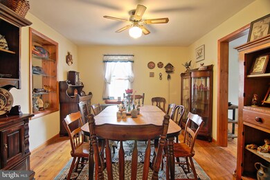 499 Manatawny St, Pottstown, PA 19464 - photo 7