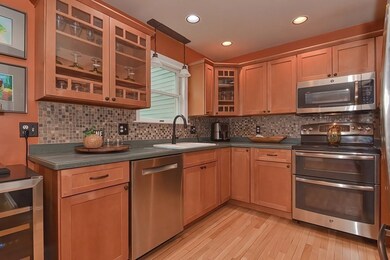 26 Fiske Ave, Upton, MA 01568 - photo 3