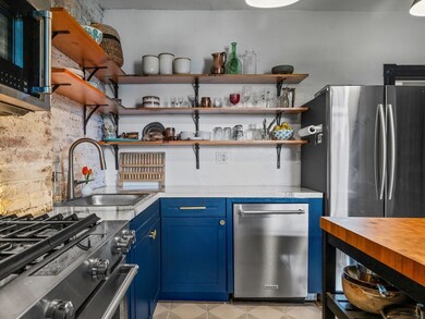 120 Day St unit 3, Jamaica Plain, MA 02130 - photo 4