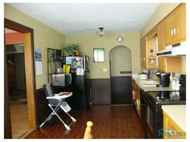 402 Vine St, Archbold, OH 43502 - photo 7