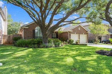 30543 Country Meadows Dr, Tomball, TX 77375 - photo 2