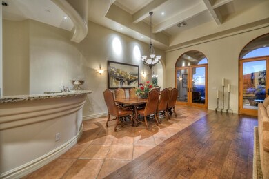 Wet Bar-Dining