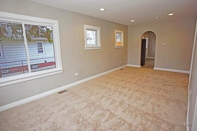 36 N Orchard Ave, Waukegan, IL 60085 - photo 3